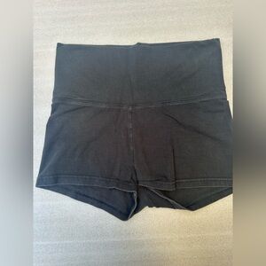 Aerie Offline Womens Slim Gym High Rise 1.5” Bike Shorts Size Medium, Black